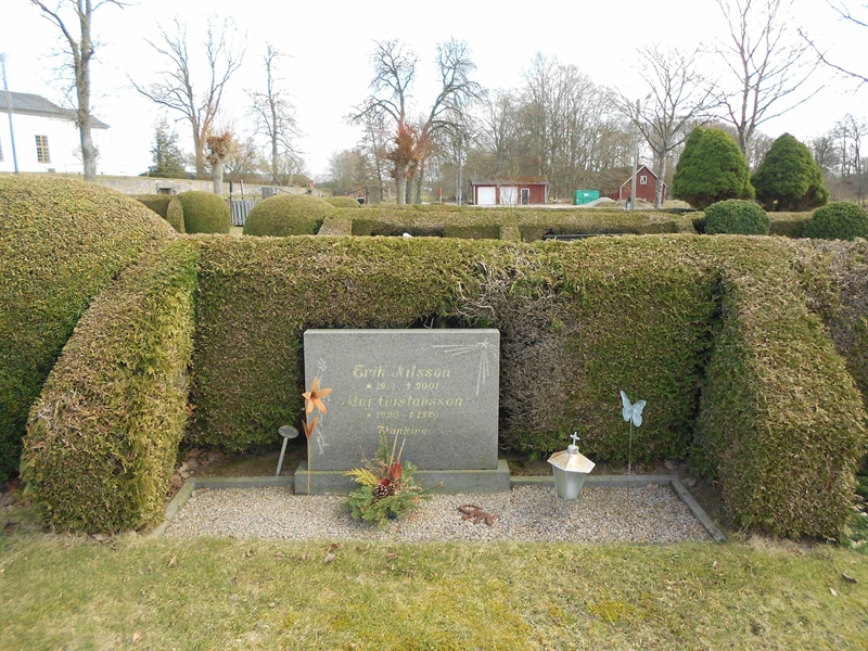 Grave number: V 28   143