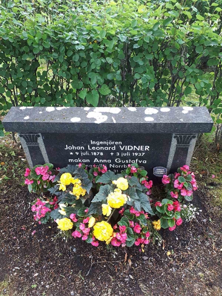 Hautatunnus: GK F 5   613