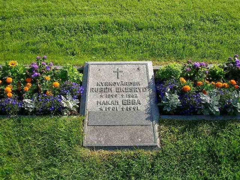 Grave number: BK 15    54