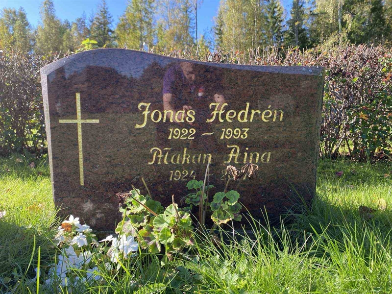 Gravnummer: 1 22     82