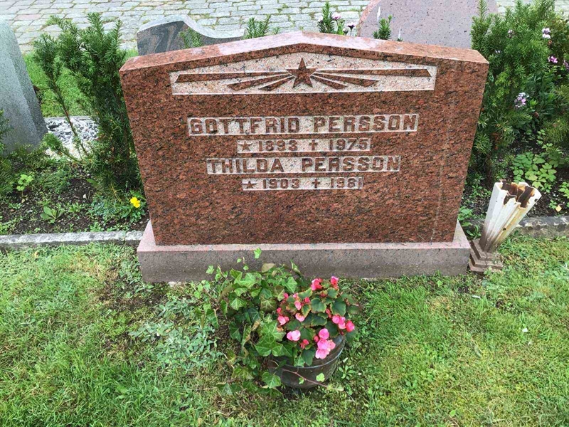 Grave number: 20 G    20-21