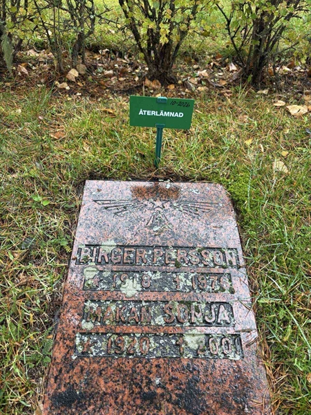 Grave number: 1 NH 1   111