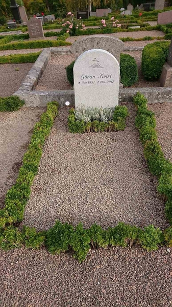 Grave number: Kå 28    34