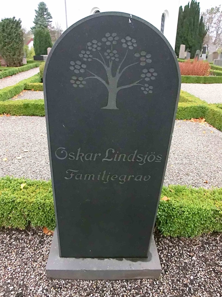 Grave number: ÄS 02    002B