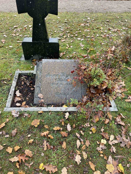 Grave number: VV 4   115