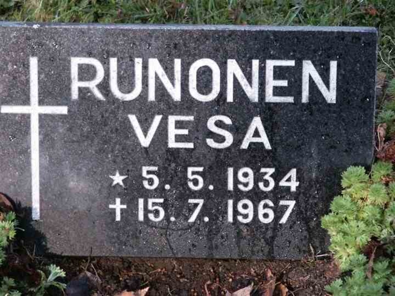 Gravnummer: 1 GA 05 465