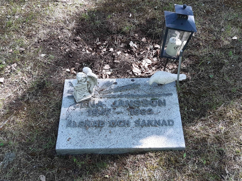 Grave number: KA 15   231