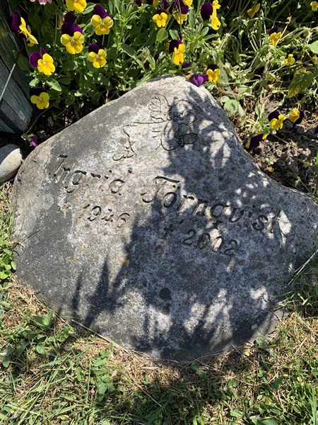 Grave number: R 07    63