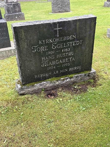 Grave number: SKF E    59, 60