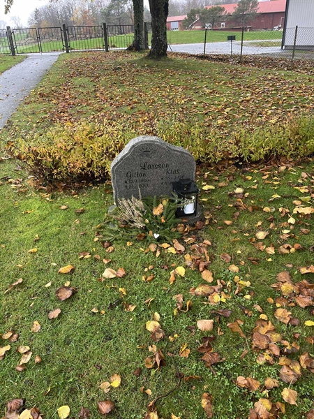 Grave number: 6 07    73-2