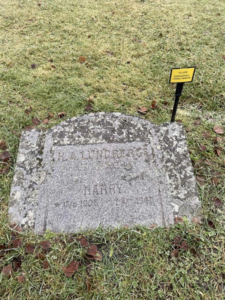 Grave number: R 1    64