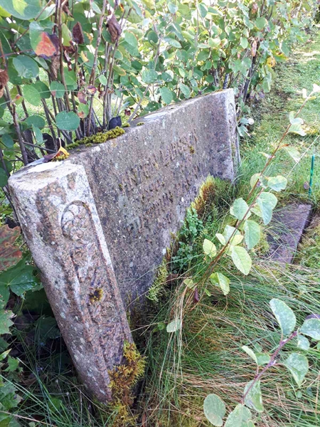 Grave number: NK F B    86