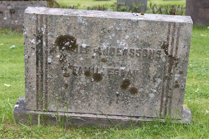 Grave number: GK SUNEM   143, 144