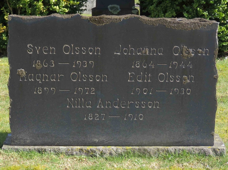 Grave number: 01 F   179, 180, 181