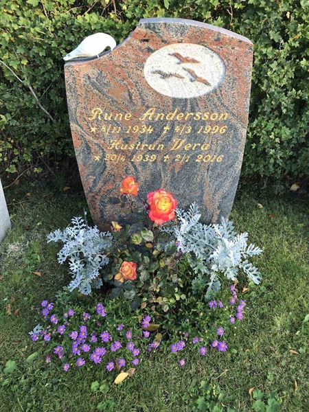 Grave number: ÅR U1   104