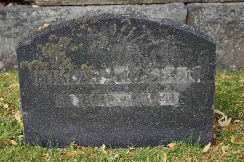 Grave number: 1 09   180