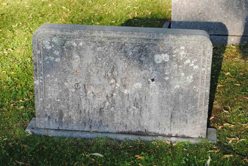 Grave number: 1 09    34