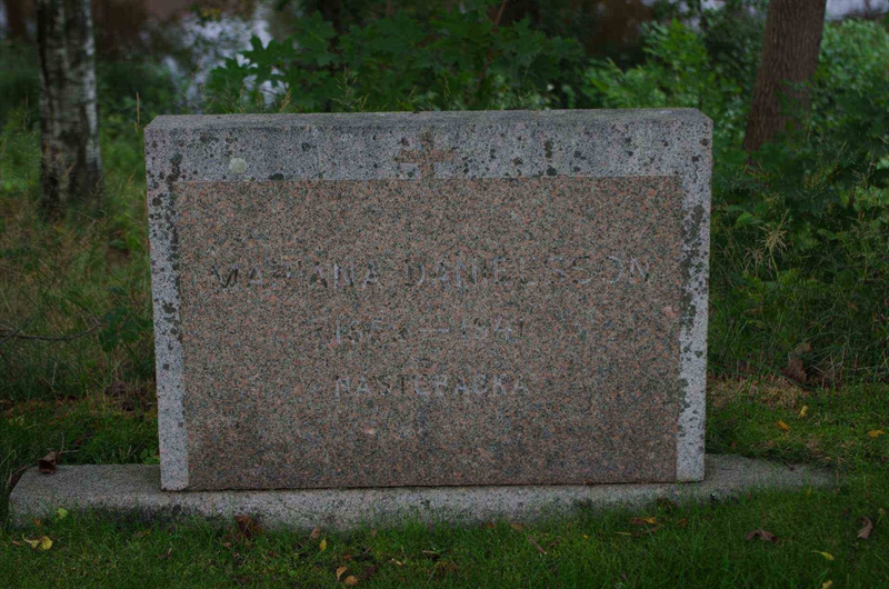 Grave number: 1 07   132