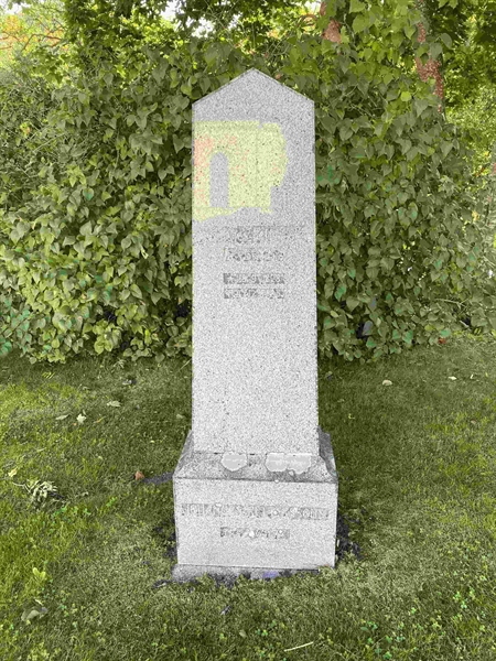 Grave number: 1 07   136