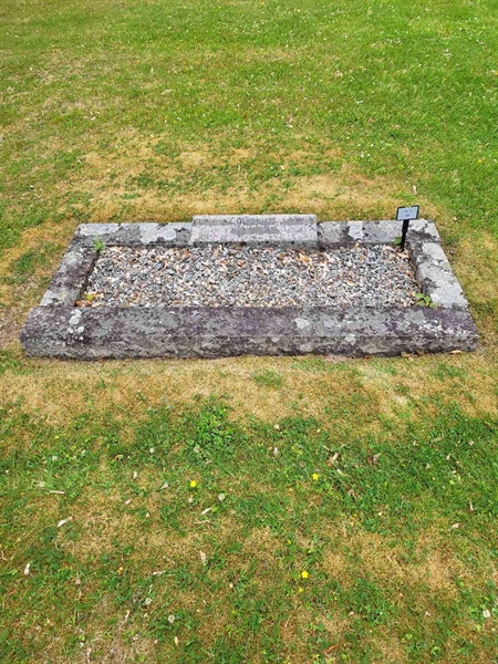 Grave number: Jä 01   131