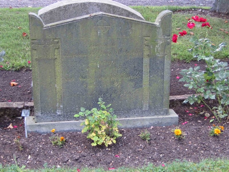 Grave number: 1 10    68
