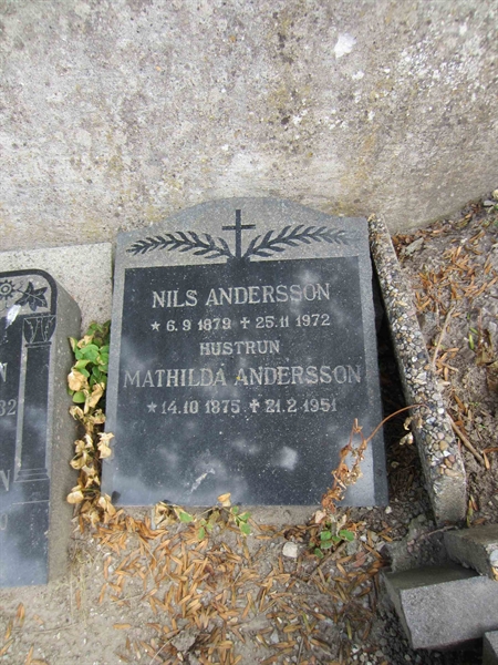 Grave number: HA 08    34