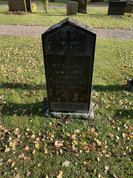 Grave number: VV 5   337, 338