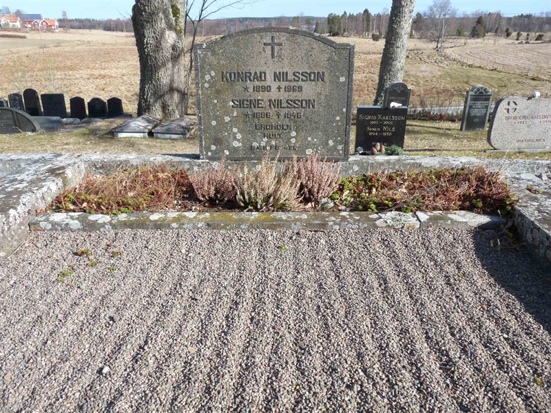 Grave number: JÄ 2   24
