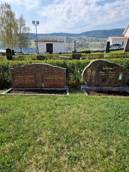 Grave number: 501 03 375-377
