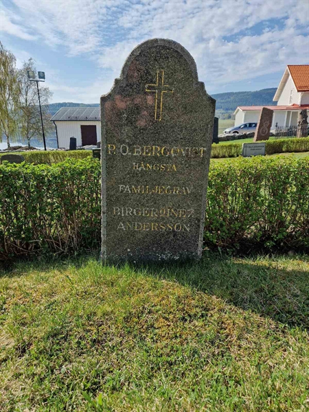 Grave number: 501 03 372-374
