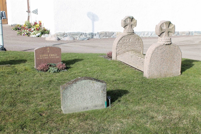 Grave number: ÖKK 6   151, 152
