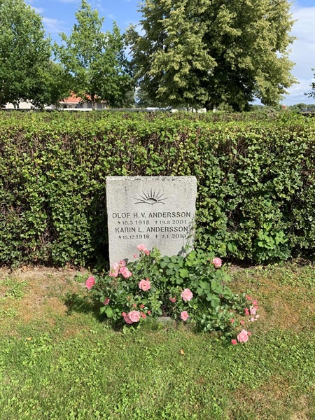 Grave number: 1 ÖK  141-142