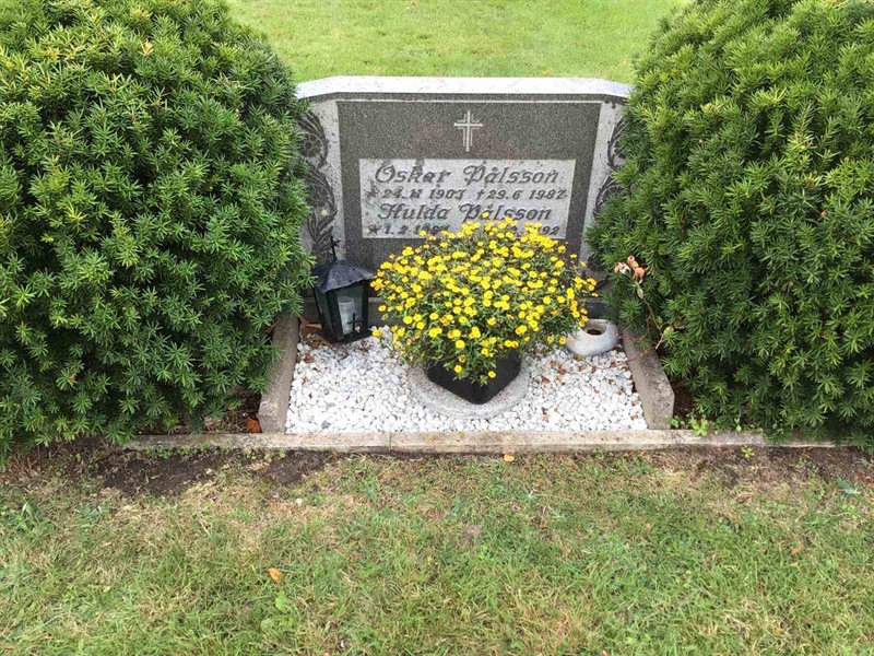 Grave number: 20 N   172-173