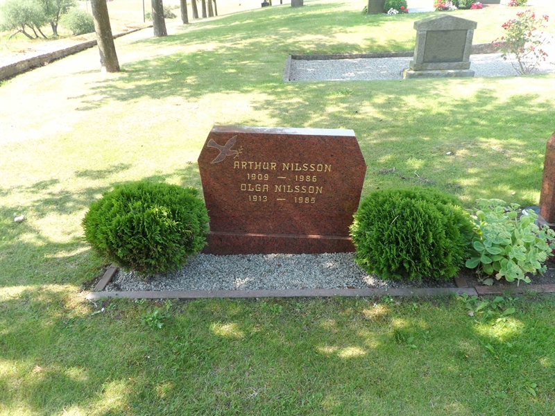 Grave number: ÖV E    21
