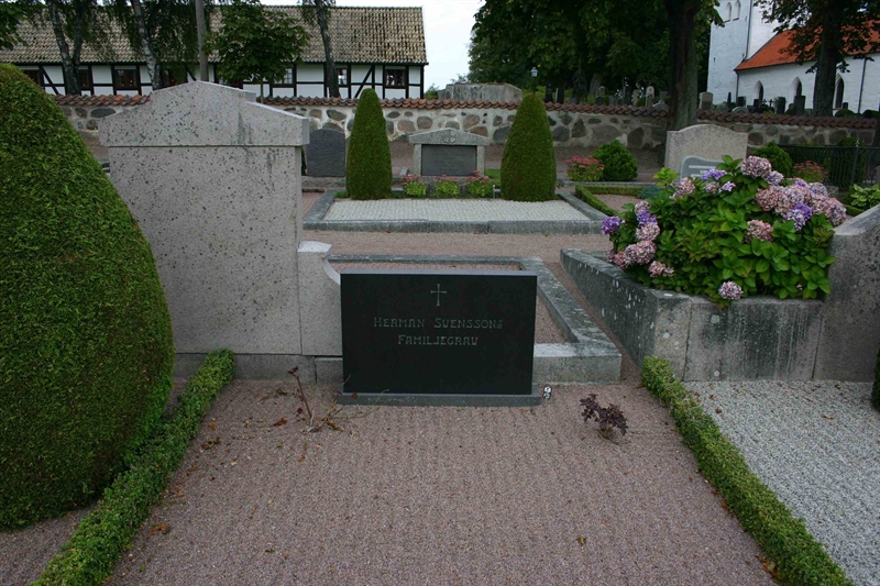 Grave number: NK SD B 58a, 58b
