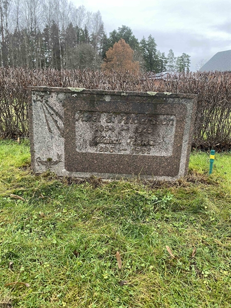 Hautatunnus: 1 18    124, 125