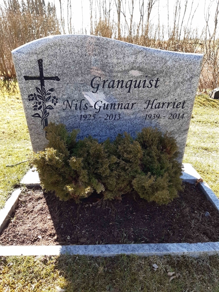 Grave number: HM 14   10