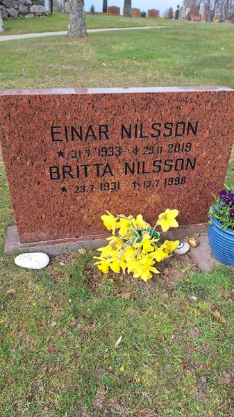 Grave number: VG C    49-50