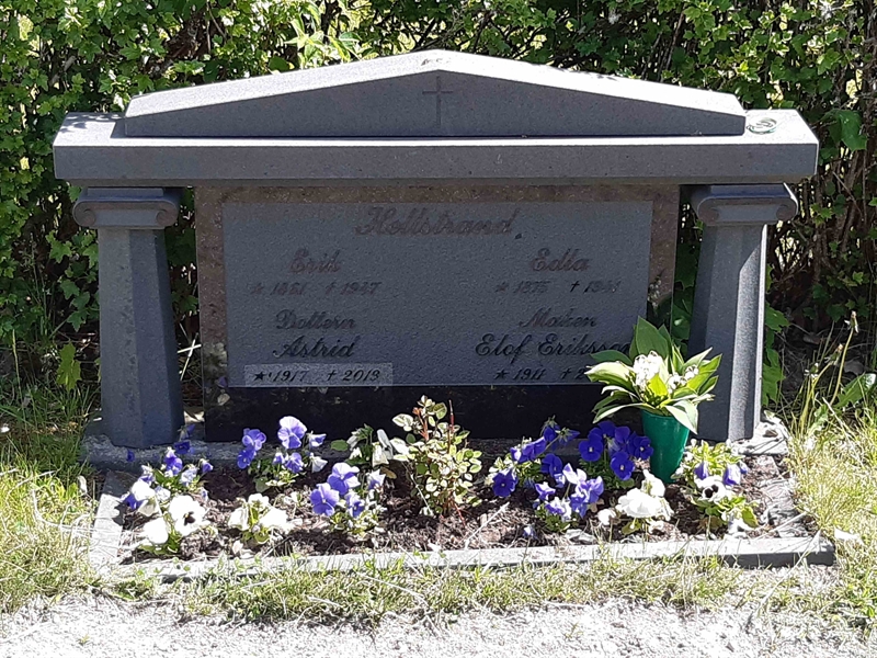 Grave number: JÄ 02    39