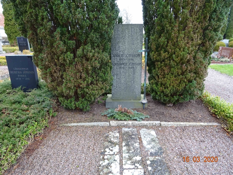 Grave number: NK 3 BD    21, 22