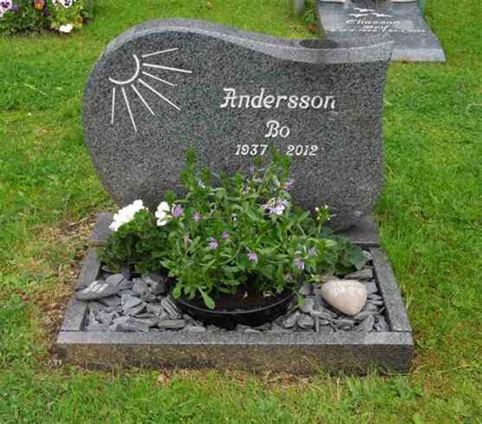 Grave number: SN U11    27