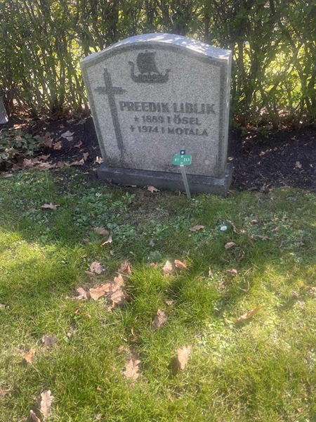 Grave number: 1 3 F1 213