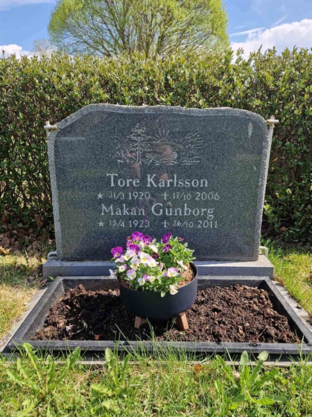 Grave number: 501 08 1105-1106