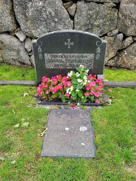 Grave number: T TNK    47-48