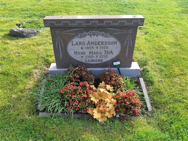 Hautatunnus: Fr 8   491-492