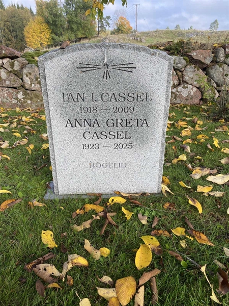 Grave number: 02 F    66
