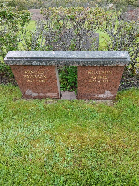 Grave number: 2 10  268, 269