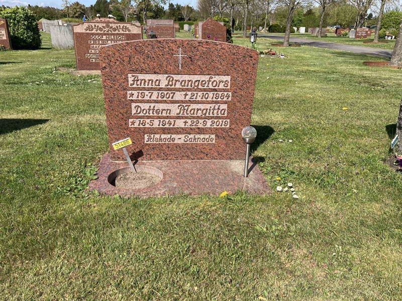 Grave number: R 01   661