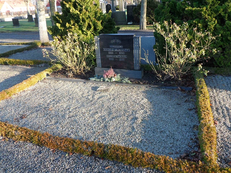 Grave number: 2 01  1471