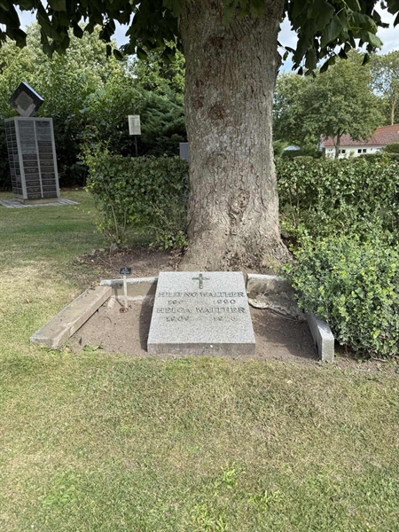 Grave number: ON C   654